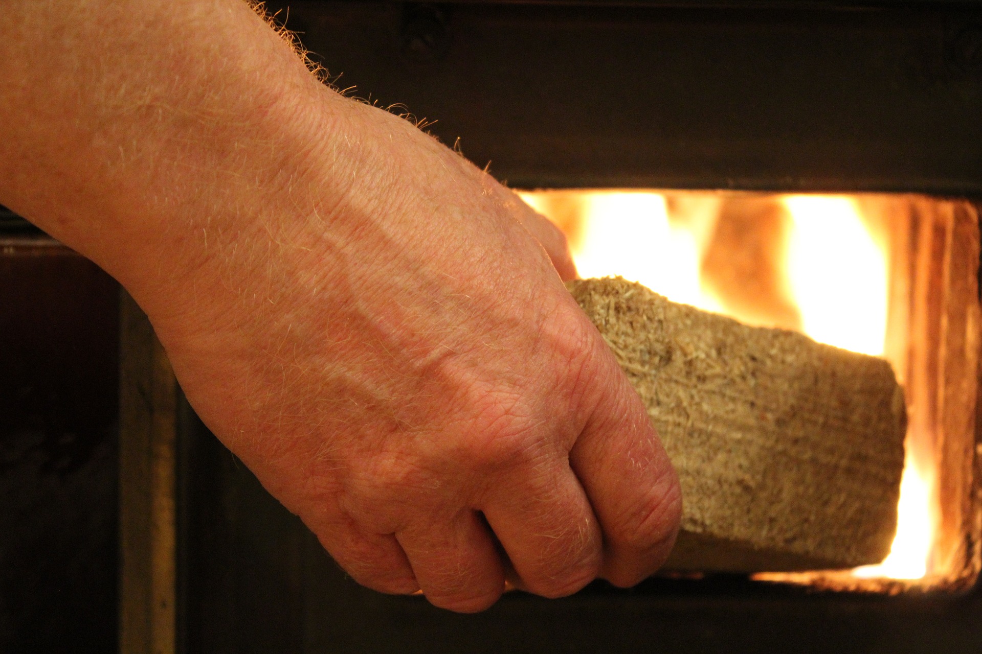 fire-663042_1920